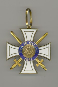 Order of the Crown, Military Division, Type II, II Class Cross (in gold) Reverse