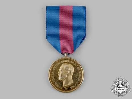 Medal for Merit in the Arts, in Gold (unstamped) Obverse