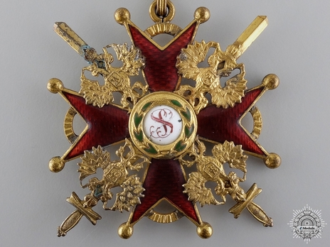 Type II, Military Division, II Class Badge (with swords, in gold)