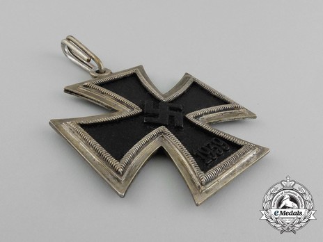 Knight's Cross of the Iron Cross (by Klein & Quenzer) Obverse