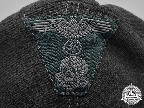 Waffen-SS NCO/EM's Visored Field Cap M43 (single button version) Detail