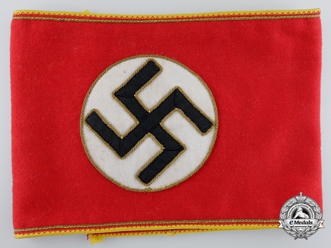 NSDAP Mitarbeiter Type II Reich Level Armband Obverse