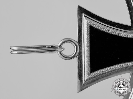 Grand Cross of the Iron Cross (in onyx and white gold) Detail