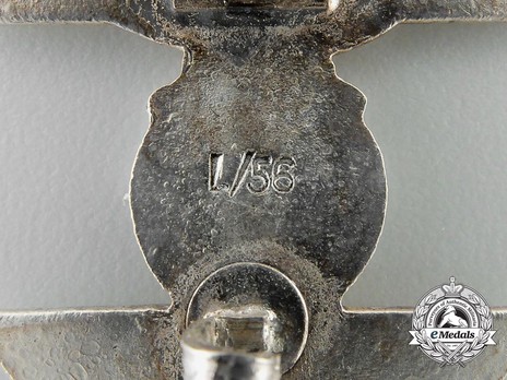 Clasp to the Iron Cross I Class, Type II, by Funcke & Brüninghaus (L/56) Detail