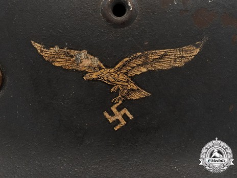 Luftwaffe Steel Helmet M40 Eagle Detail