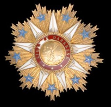 Order of the star of Africa, Grand Commander Breast Star