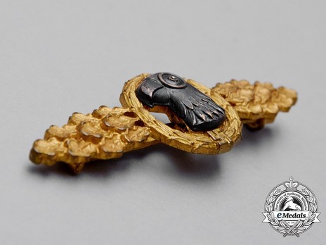 Reconnaissance Clasp, in Gold Obverse