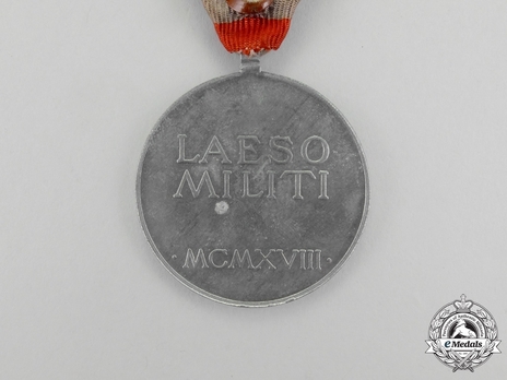 Medal (with edge mark "BRONZE", four stripes) Reverse