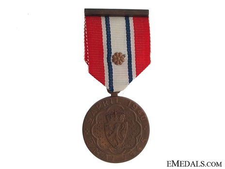 Defence Medal (special distinction) Obverse