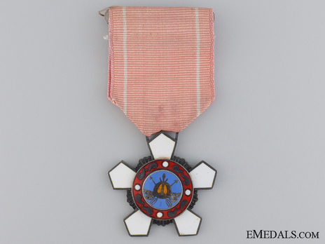 Order of Military Merit, Type III, IV Class (Hwarang) Obverse