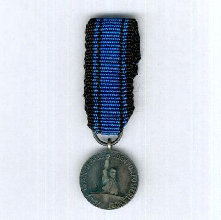 Mini white metal medal obv s2
