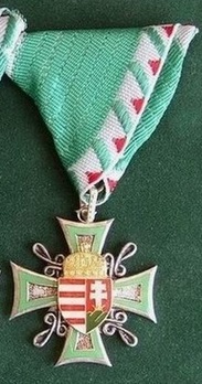  Non-Commissioned Officer Service Decoration, III Class (for 10 Years) Obverse