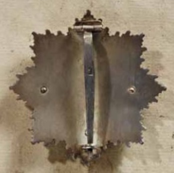 German Cross, in Silver, by Deschler (4 rivets, "1", cupal) Reverse