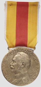 Civil Merit Medal in Gold, Large, Type VII (1916-1918) Obverse