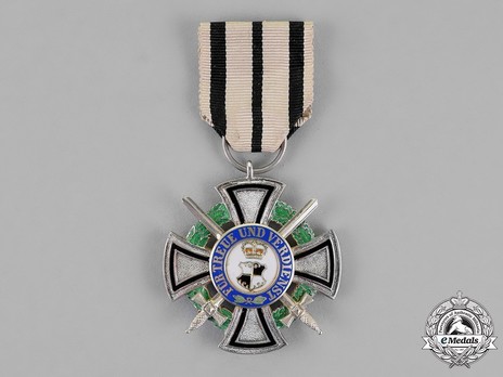 House Order of Hohenzollern, Type II, Military Division, III Class Honour Cross Obverse