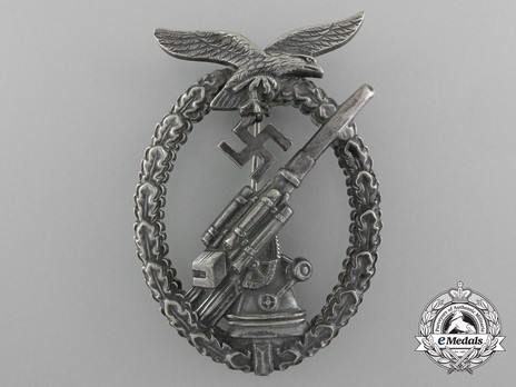 Luftwaffe Flak Badge, by Unknown Maker (in tombac) Obverse
