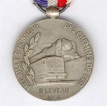 Silver Medal (stamped "CH. FAVRE-BERTIN," 1939-1953) Reverse