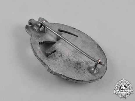 Panzer Assault Badge, in Silver, by K. Wurster Reverse