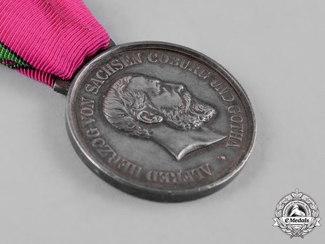 Saxe-Ernestine House Order Medals of Merit, Type II, Civil Division, in Silver Obverse