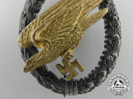Luftwaffe Paratrooper Badge, by C. E. Juncker (in brass & zinc) Obverse