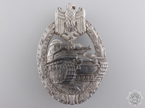 Panzer Assault Badge, in Silver, by W. Deumer Obverse