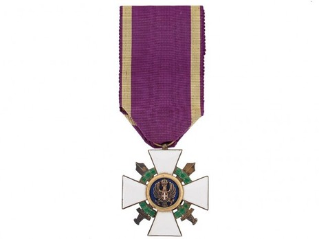Order of the Roman Eagle, Knight's Cross (with wreath and swords) Obverse